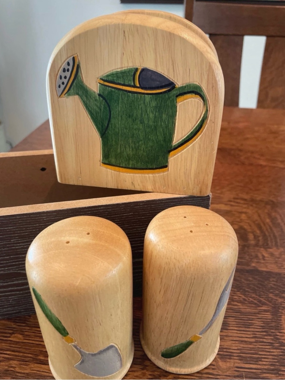 Made in Thailand Wood Napkin Holder and Salt & Pepper Garden theme